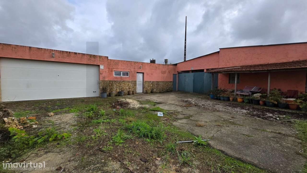 Moradia Gandaresa em  Rio Tinto ouca vagos com terreno e floresta-38