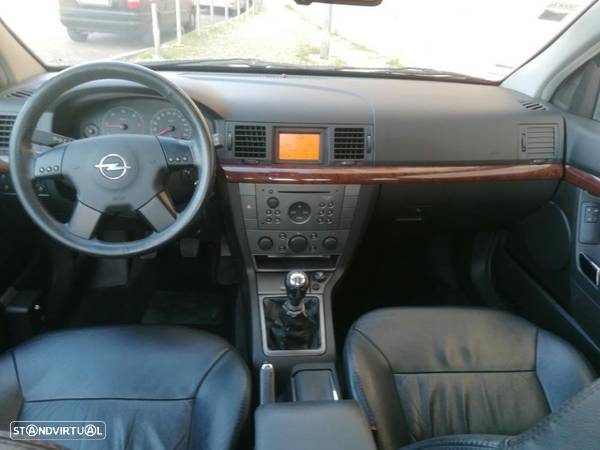 Opel Vectra 2.2 DTi Elegance - 10