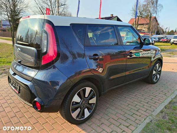 Kia Soul 1.6 CRDI Dream Team Edition - 6