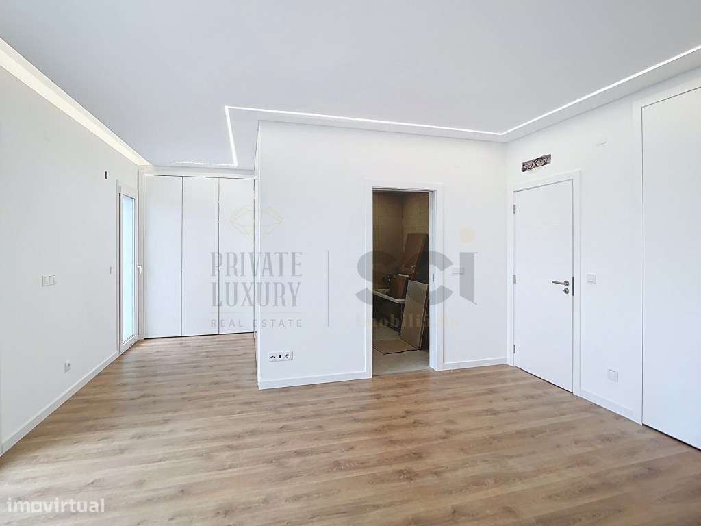 Moradia T3 com Logradouro e Churrasqueira em Pinhal General-25