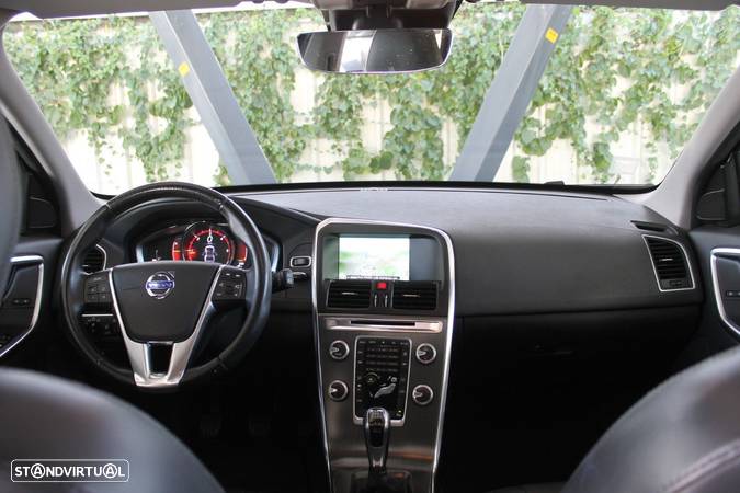 Volvo XC 60 2.0 D4 Dynamic Edition - 9