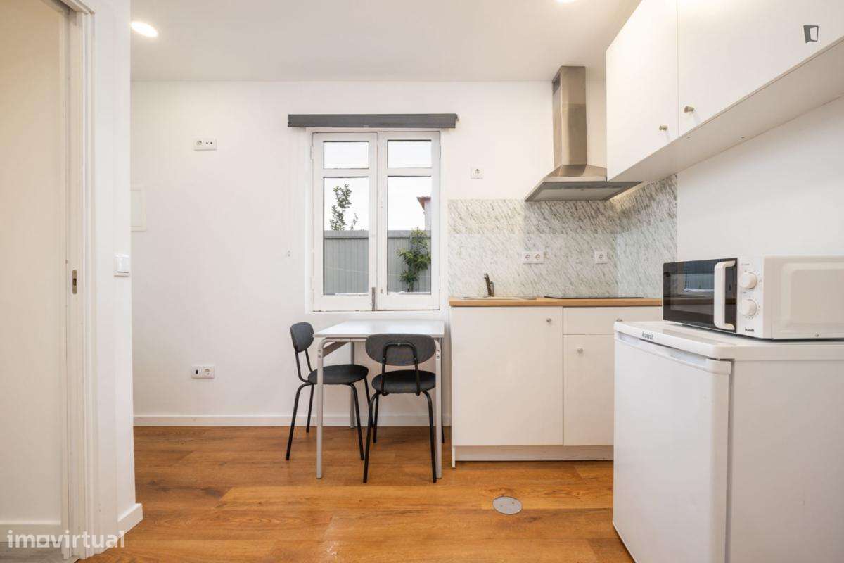 Estúdio - localizado em São Jerónimo Coimbra - Grande imagem: 4/5
