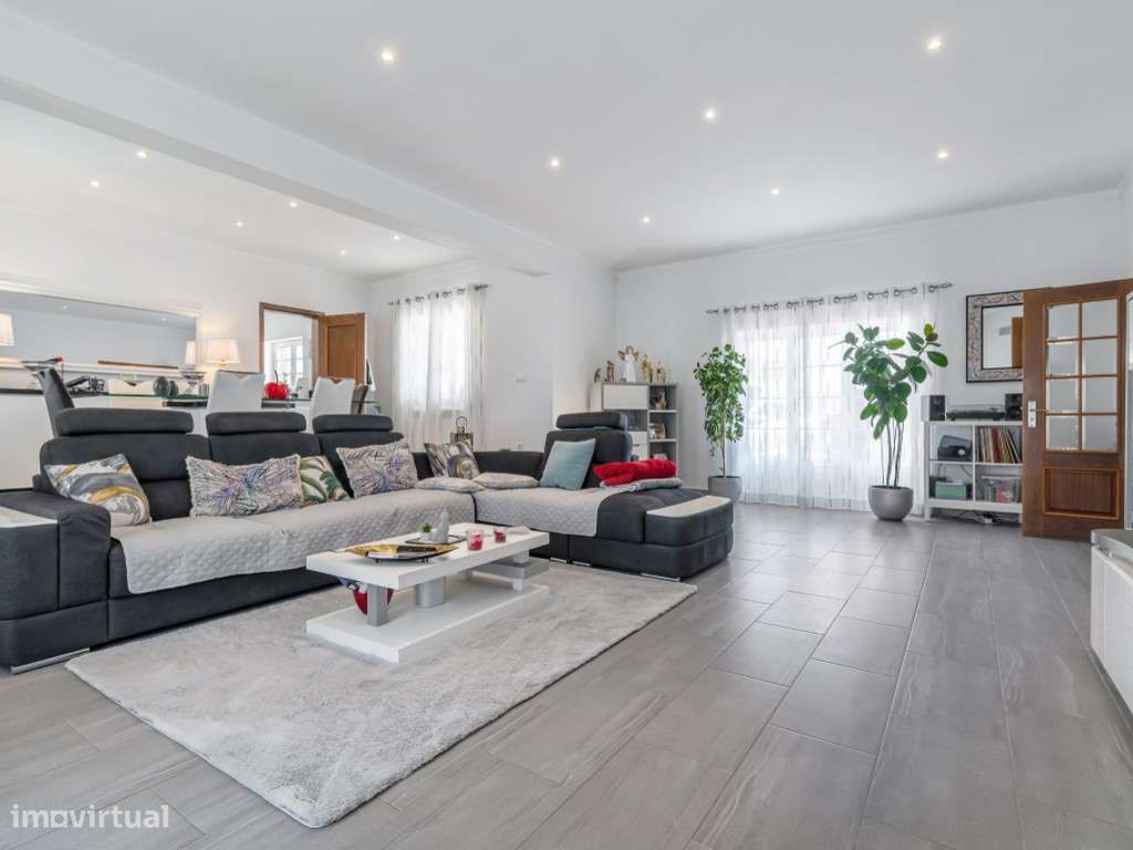 Moradia Térrea com Piscina Aquecida - Grande imagem: 3/42