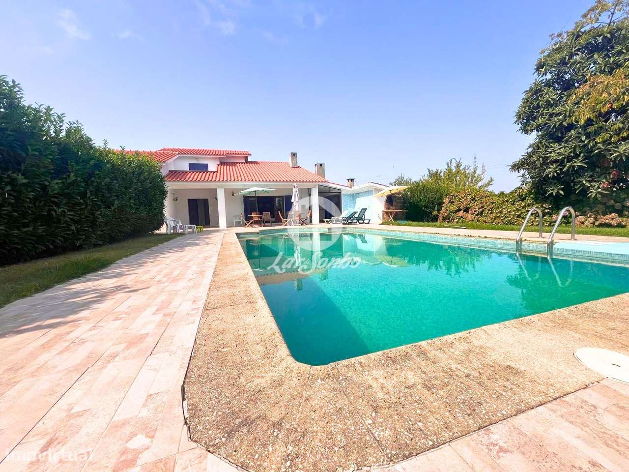 Moradia independente em Braga com piscina - Grande imagem: 1/34