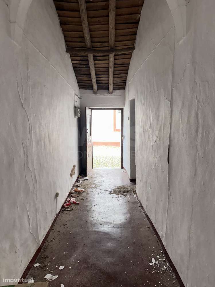 Moradia R/C T2 (para recuperar) - Reguengos de Monsaraz - Grande imagem: 5/12