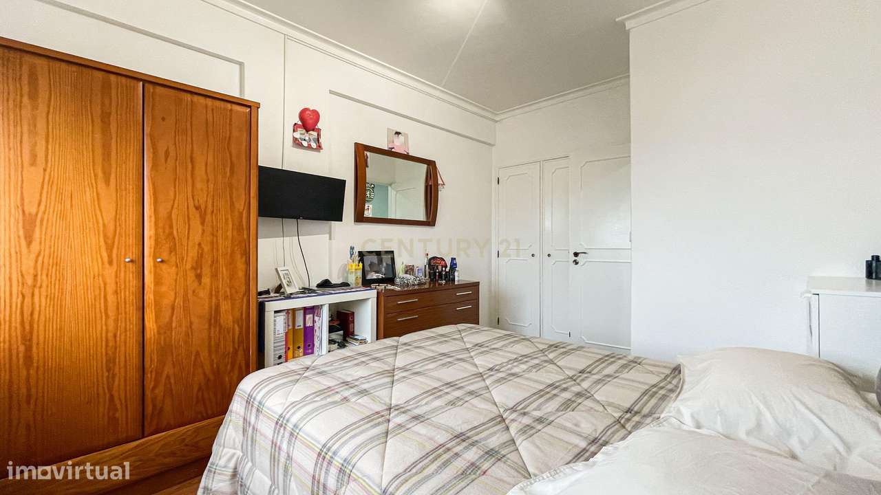 Apartamento T2 Remodelado - Agualva-15