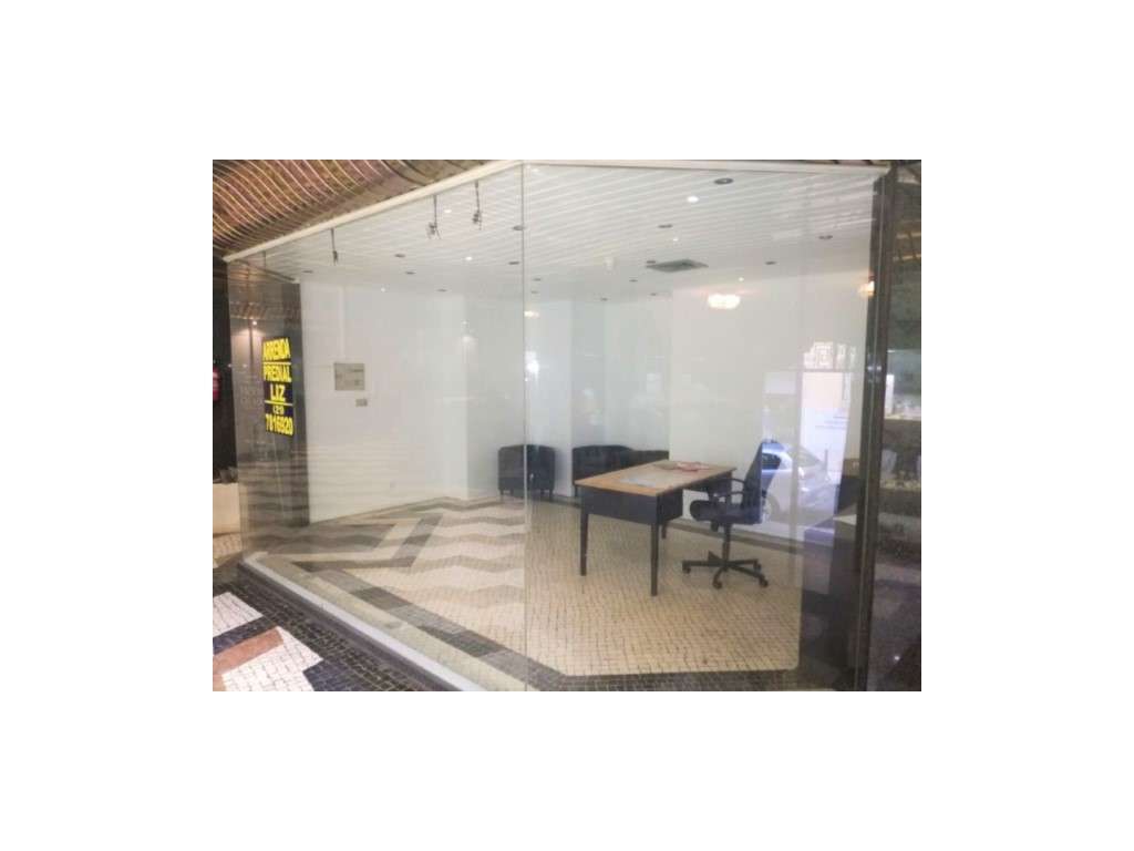 Loja no Chiado - Grande imagem: 2/3