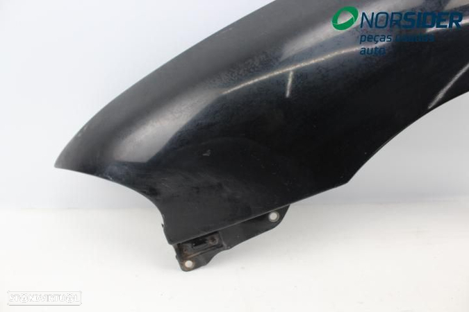 Guarda lamas esquerdo Hyundai Accent|97-99 - 2