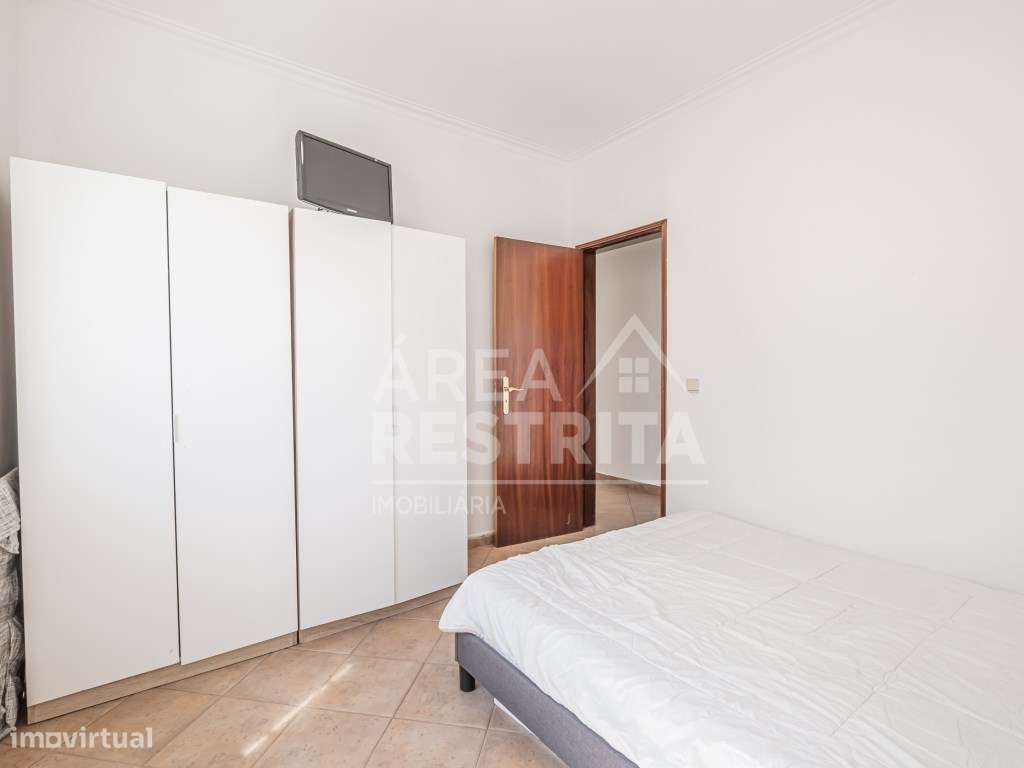 Moradia Geminada T3 com Garagem, Excelentes Áreas e Localização Pri...-22