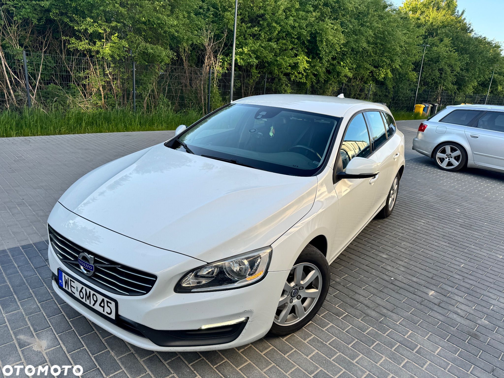 Volvo V60 D2 Base - 1