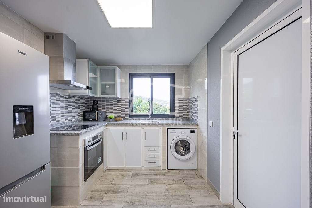 Moradia com 3 Apartamentos Independentes  - Ponta do Sol-25