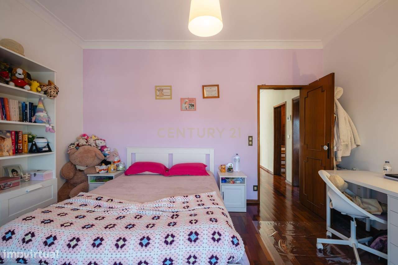 Excelente moradia T3 situada em São Pedro da Cova, Gondomar-19