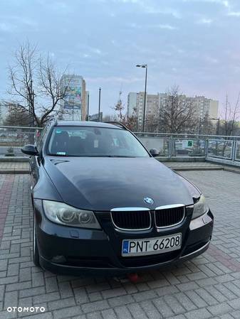 BMW Seria 3 320i - 3