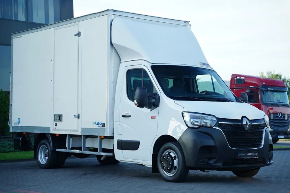 Renault Master 2021