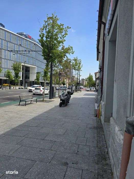 Spatiu de vanzare la strada  , 50 mp , 21 Decembrie - Imagine principală: 2/11