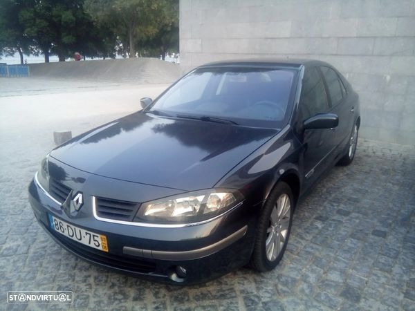 Renault Laguna 2.0 dCi Dynamique - 1