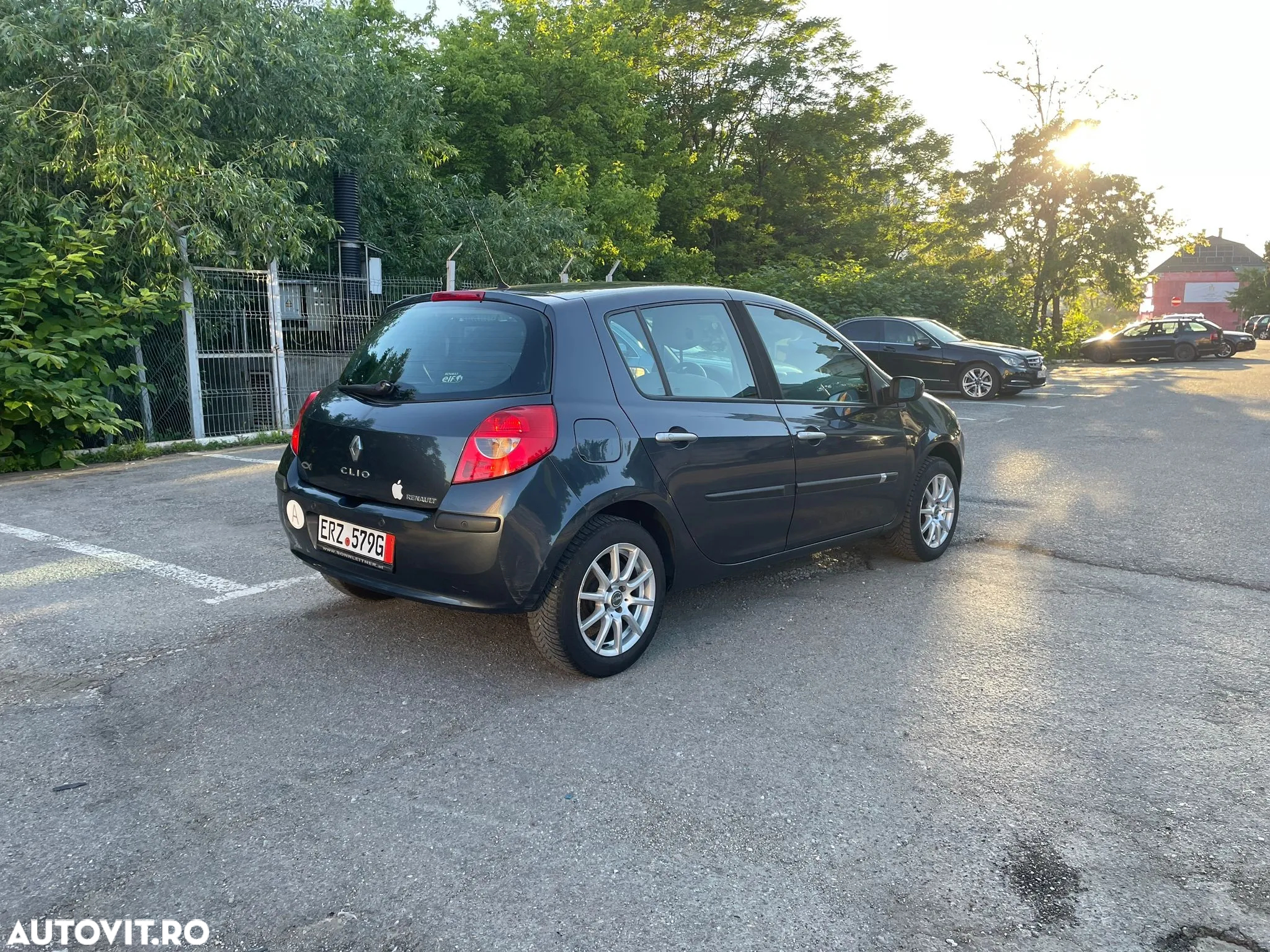 Renault Clio - 18