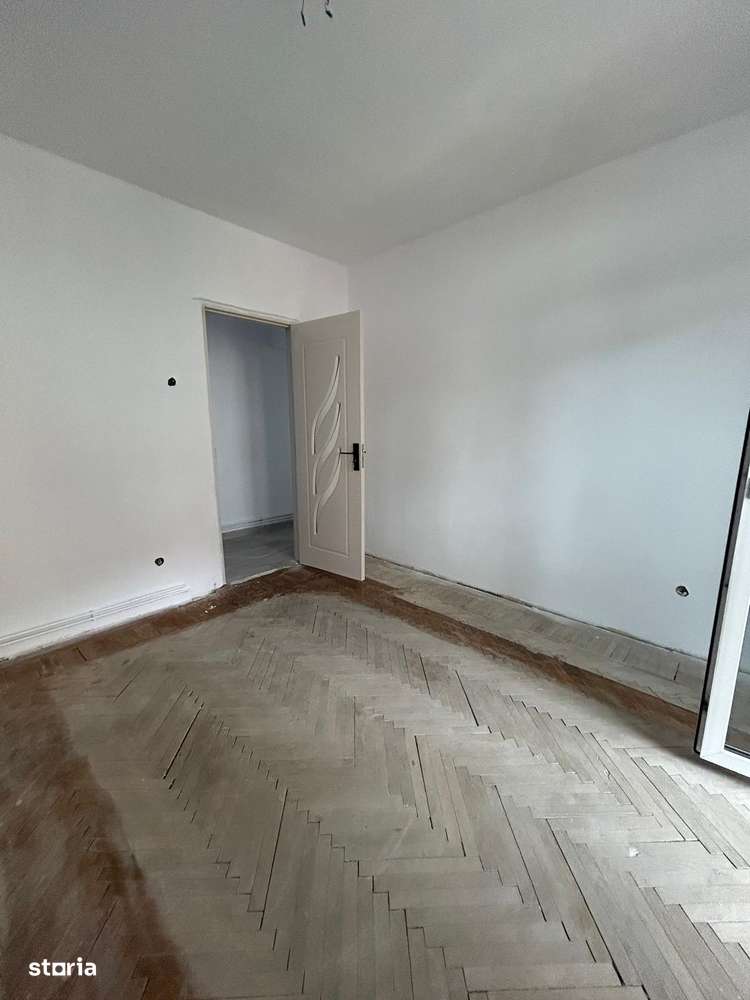 Brasovul Vechi - Apartament decomandat, 2 camere, spatios, insorit! - Imagine principală: 4/9