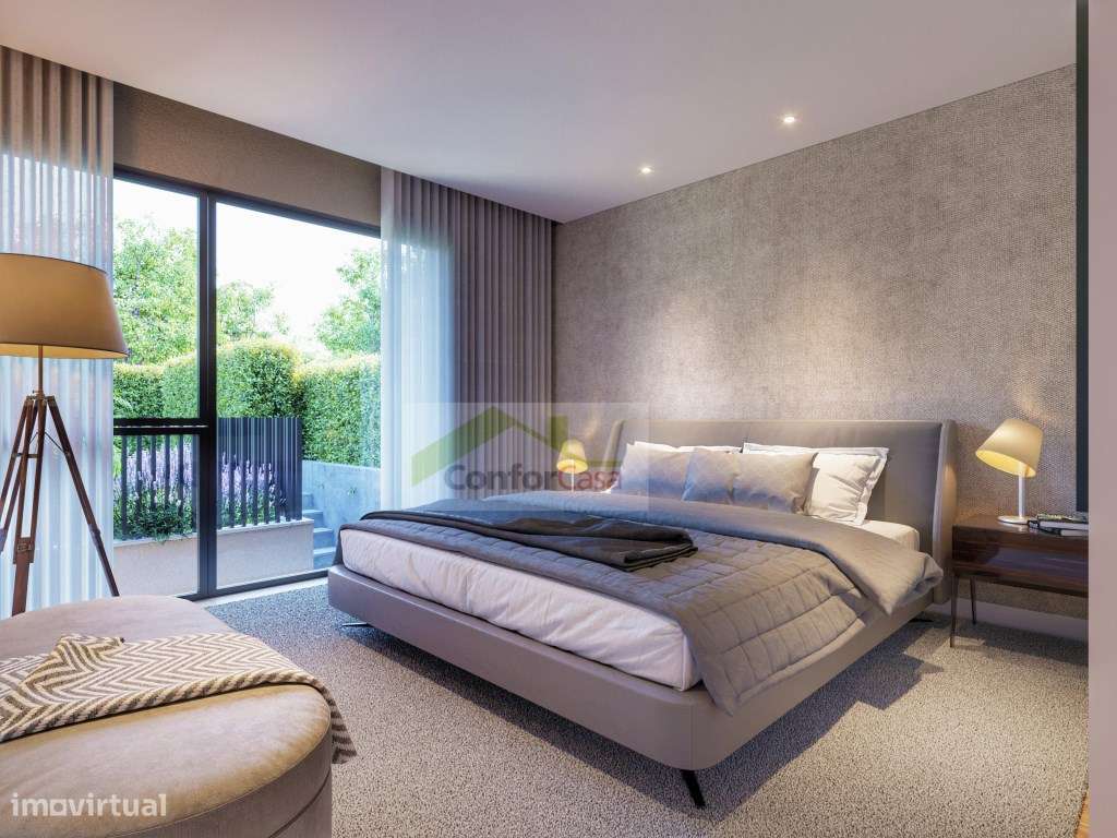 Moradia Térrea T3 de Luxo com Piscina no Centro de Braga.-7