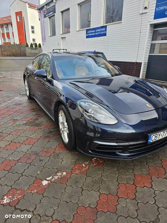 Porsche Panamera 4S E-Hybrid - 4