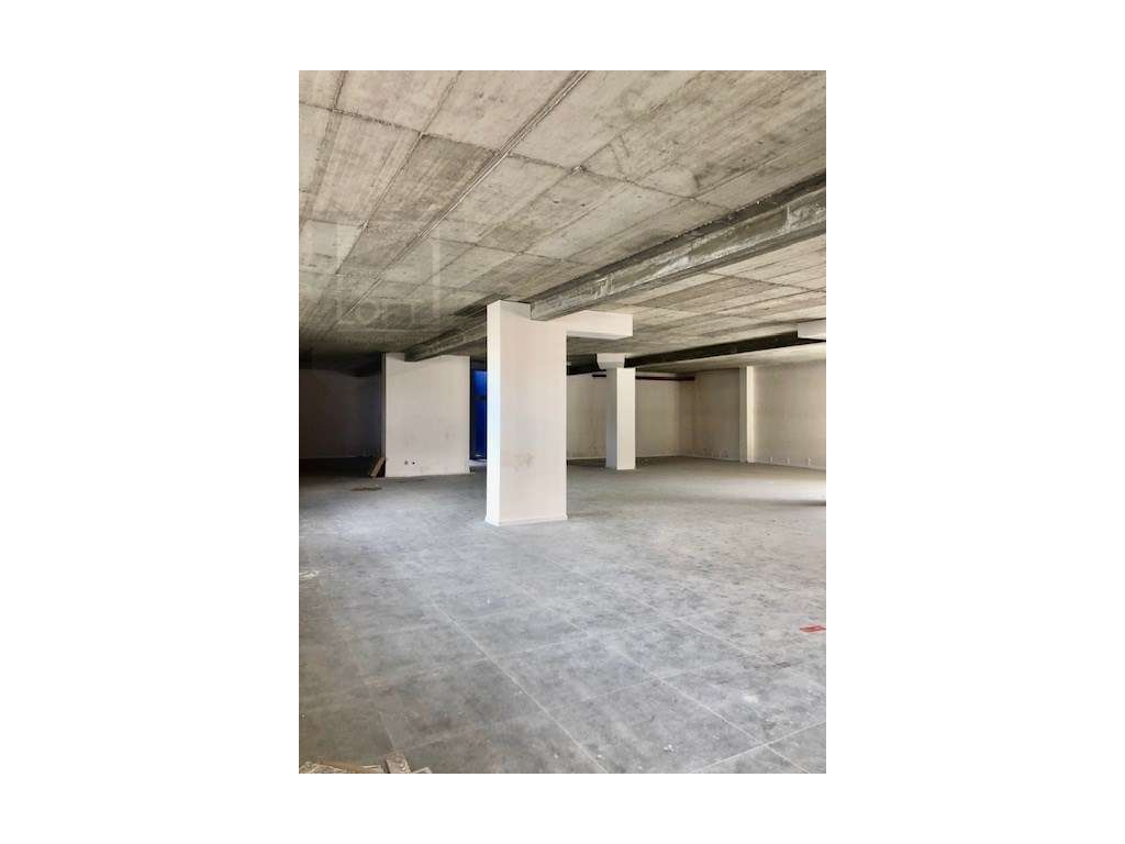 Loja à Venda em Azurém, Guimarães - Grande imagem: 3/12