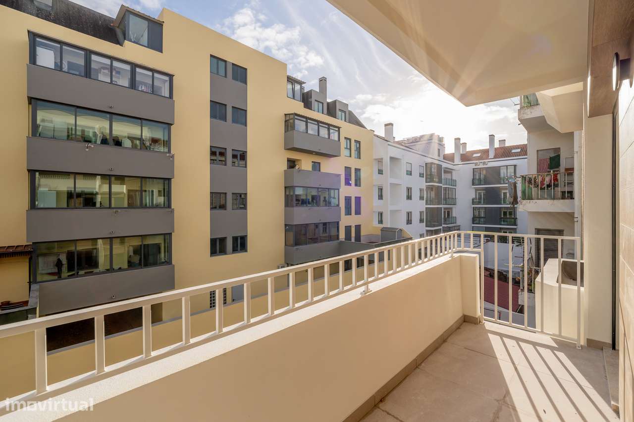 T2 "Novo" no Centro - Garagem / Elevador / Varanda! - Grande imagem: 5/16