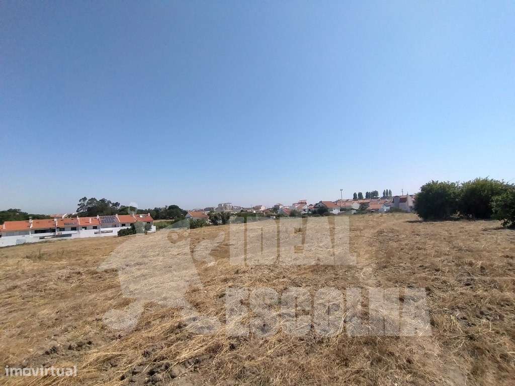 Terreno de 22.000 m2 -
 Foros de Amora 2.000.000.00€.. - Grande imagem: 5/10