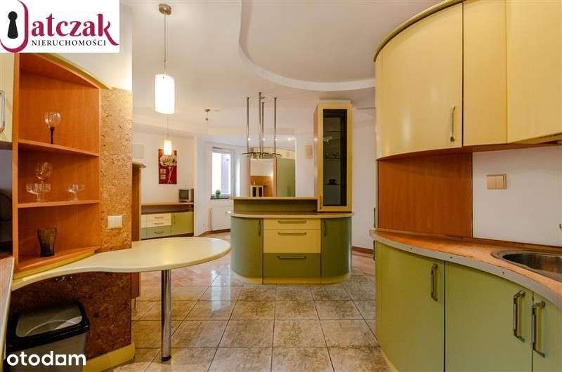 Posiadamy na sprzedaż duże mieszkanie jednopoziomo-2