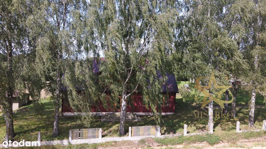 *Dawna szkoła - teraz pięknie odnowiona*-13