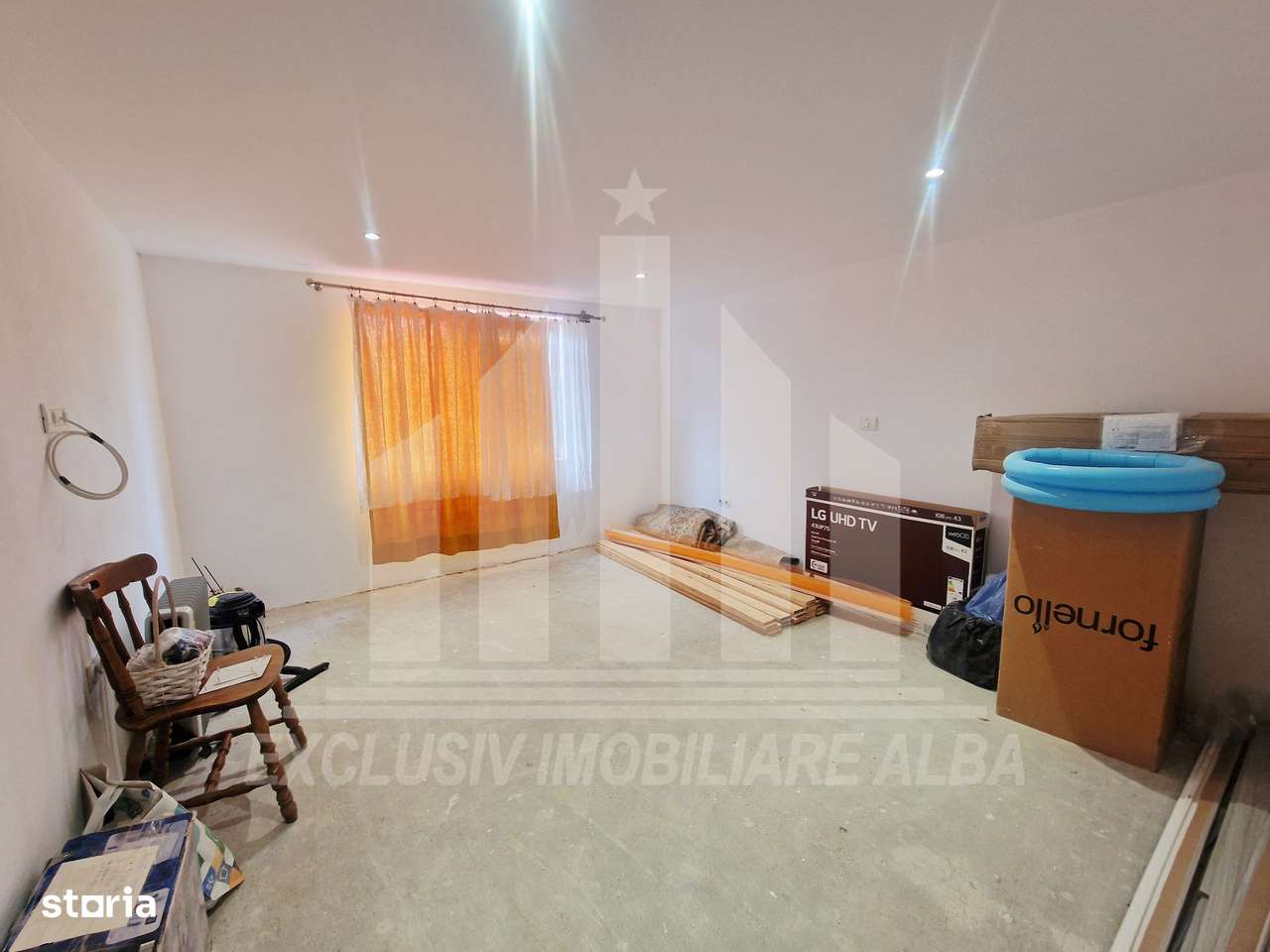 Casa noua cu gradina in Paclisa - Imagine principală: 4/11