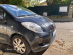 Toyota Yaris 1.0 VVT-i - 4