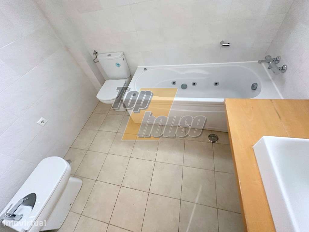 Moradia Isolada T5 Com Cave-26