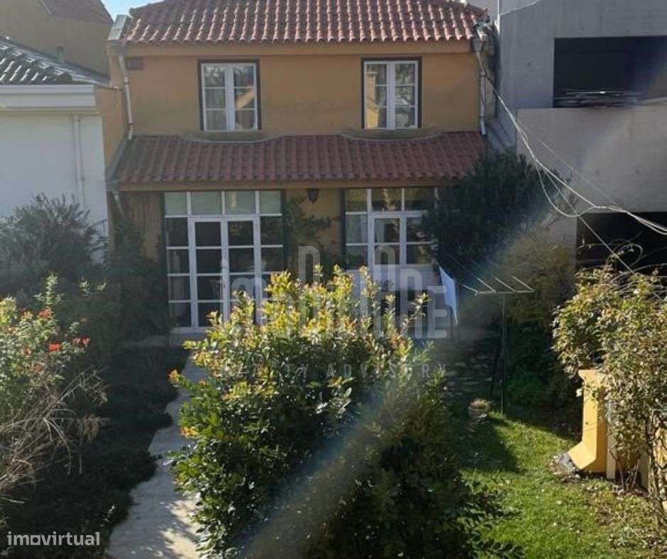 Vende-se Propriedade Frente mar com Moradia, T0 e dois restaurantes-50