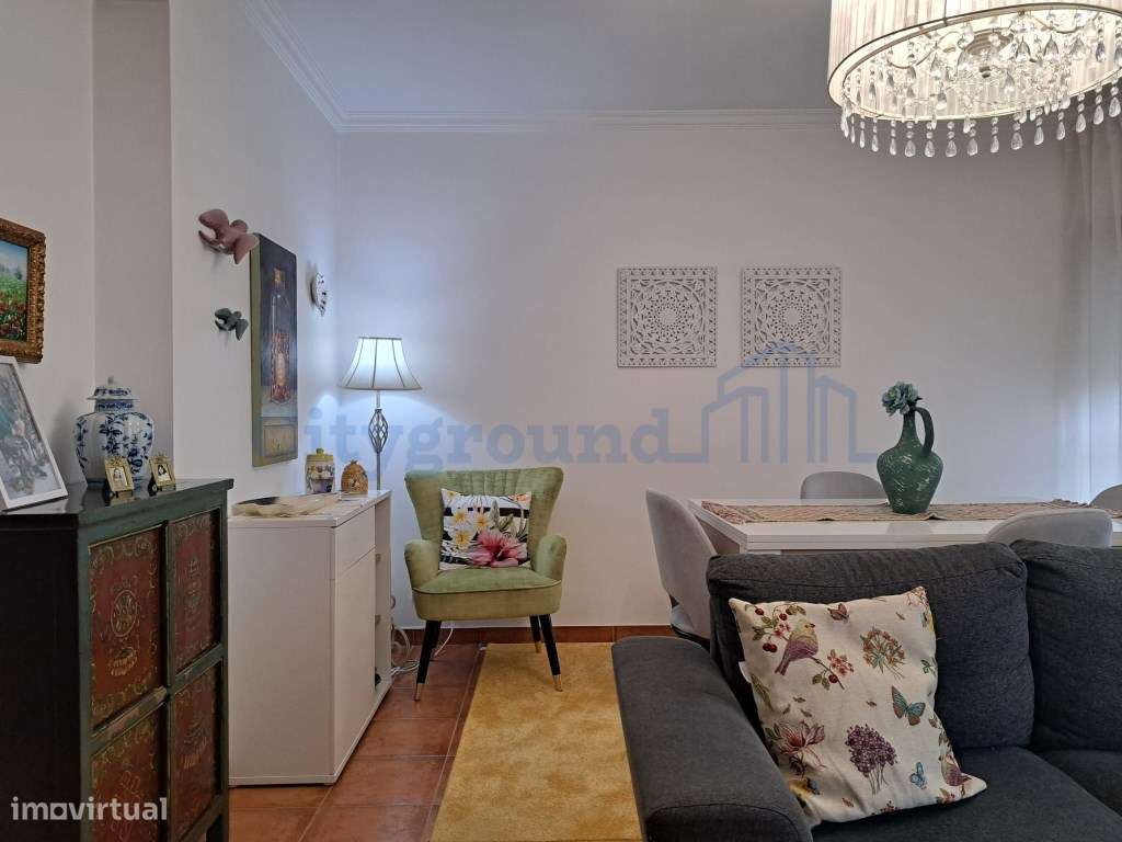 Apartamento T3 bem localizado, centro de Ourém - Grande imagem: 2/24