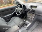 Toyota Avensis 2.0 D-4D Sol - 10