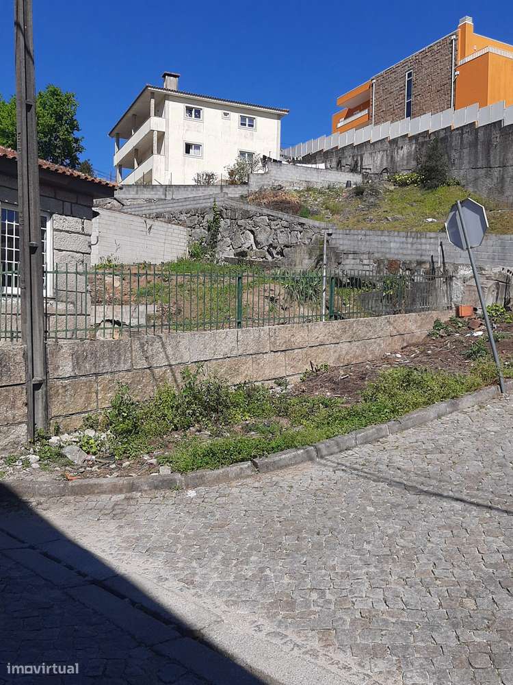 Vende Moradia Centro de Oldrões Penafiel - Porto - Grande imagem: 5/16