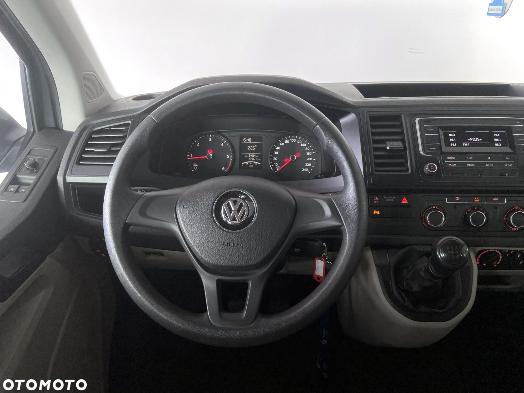 Volkswagen Transporter - 16