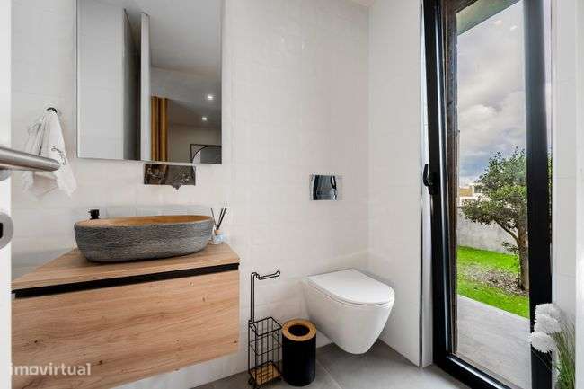 MORADIA GEMINADA T4+1, 4 Suites em PALMEIRA, BRAGA-17