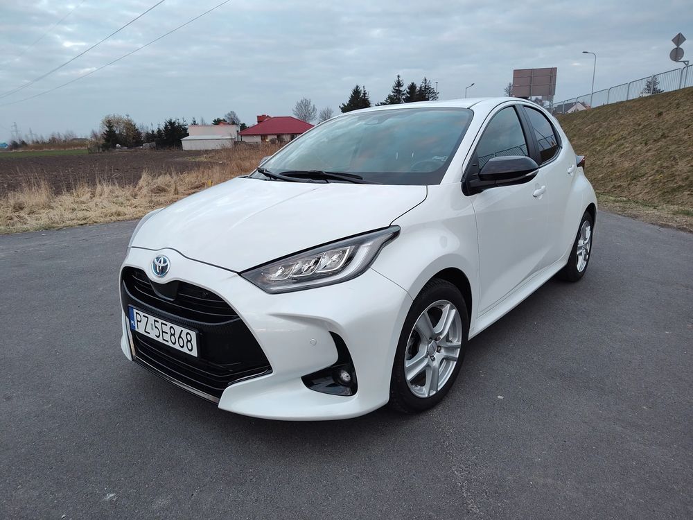 Toyota Yaris IV Hybrid 1.5 Executive 2022
