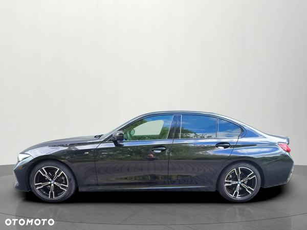 BMW Seria 3 318i M Sport - 2