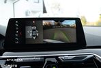 BMW Seria 5 520d M Sport - 12