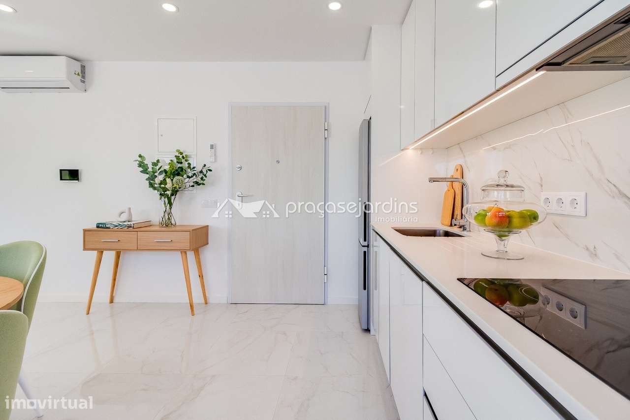Apartamento T2 semi-novo-14