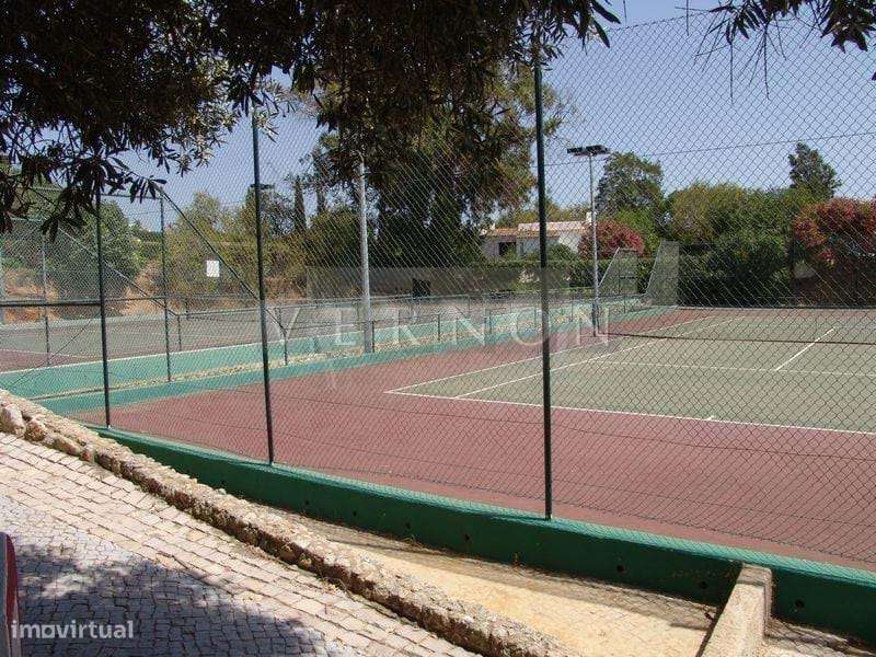 Moradia térrea geminada com 2 quartos - Quinta do Paraiso Carvoeiro, A-37