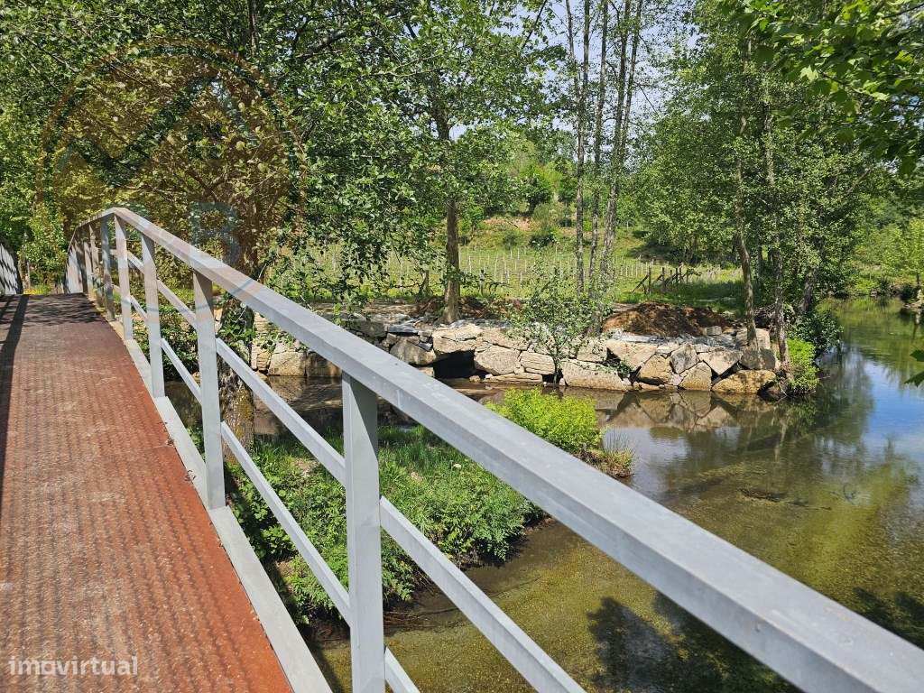 Quintinha próxima a área de lazer e rio de Sta Senhorinha (Basto), ...-33