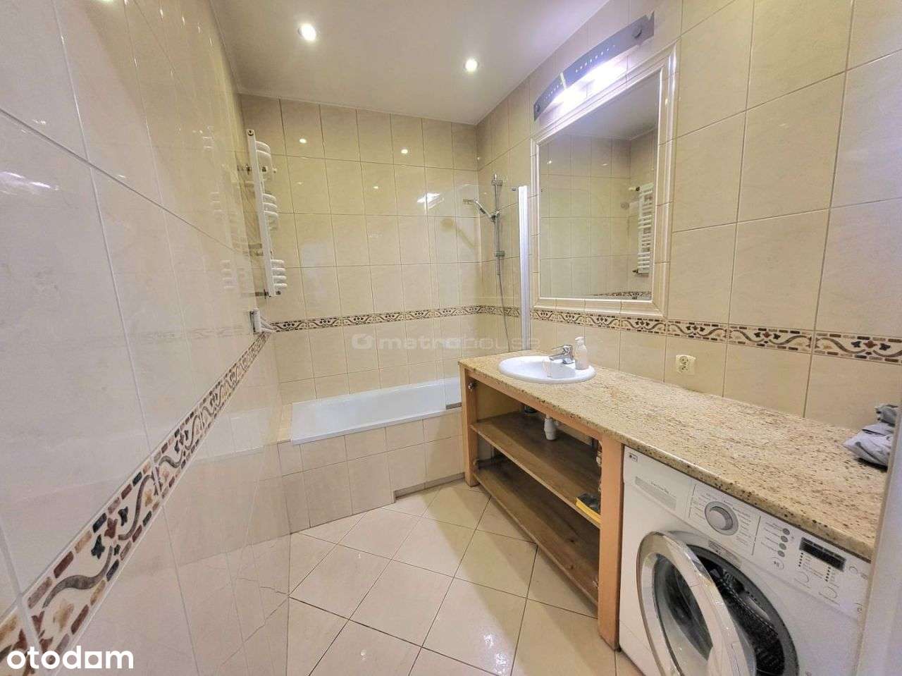 Do sprzedaży atrakcyjne, 2- pokojowe mieszkanie.-6