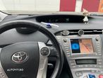 Toyota Prius Plug-in (Hybrid) Comfort - 11