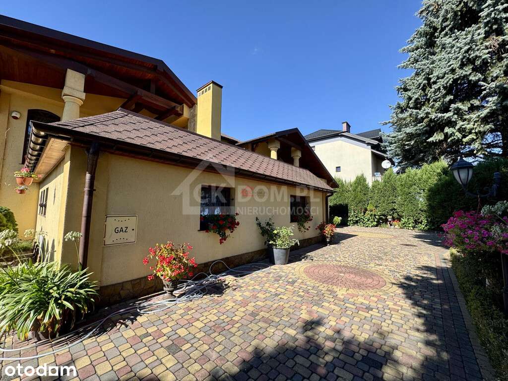 Przestronny dom 360 m² z ogrodem – Piękny ogród-19