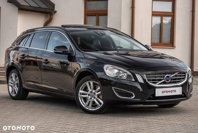 Volvo V60 D2 Summum - 21