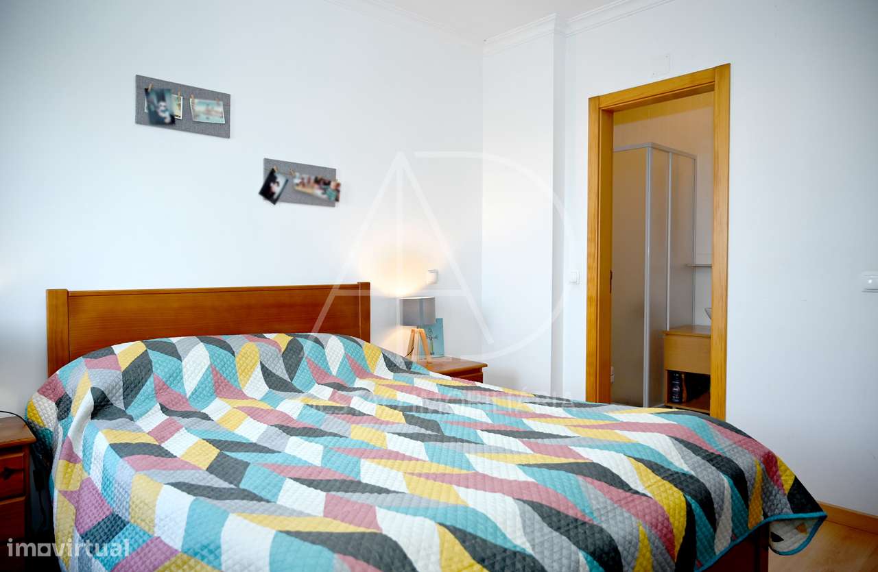 EXCELENTE APARTAMENTO T3 EM ALHOS VEDROS-14