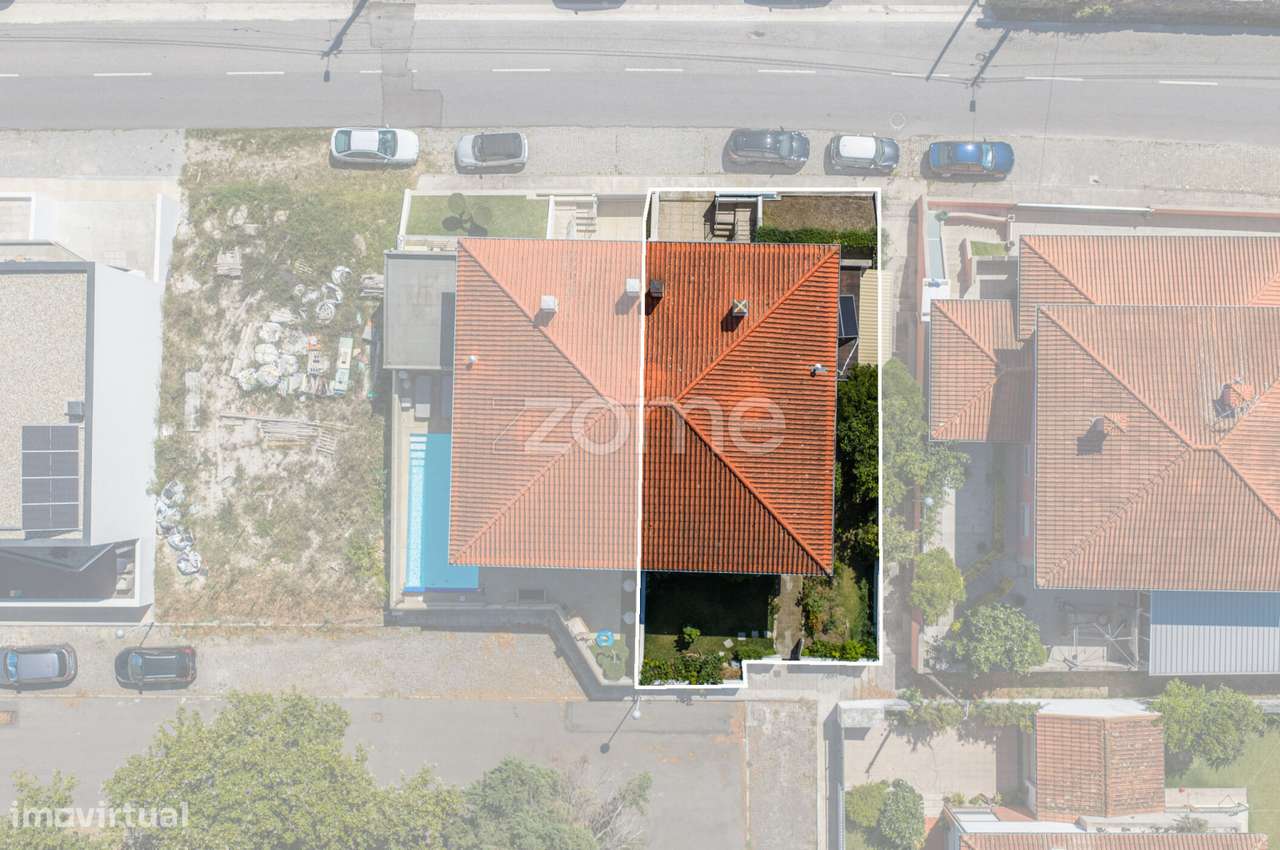 Moradia T4 com Jardim | Meadela-5